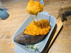 -蜜桃餐厅·伴山(湖滨商业街店)