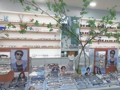 -视野联行眼镜·蔡司·依视路(省体育馆店)
