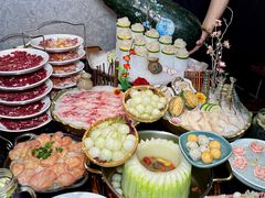 -得意咚瓜·顺德鱼生·冬瓜火锅(深圳首店)