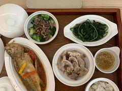 -雪梅月子中心(华侨城店)