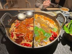 -三出山火锅(南京万象天地店)
