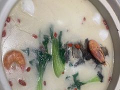 -火福·天湖阁大闸蟹博物馆主题餐厅(浅水湾店)