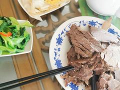 -吾穆勒蓬灰牛肉面·清真(北滨河中路店)