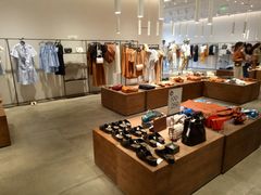 -URBAN REVIVO(西安Momopark店)