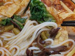 -弘束束柳州深巷螺蛳粉(珠江路店)