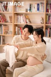 点击看大图 -专注孕妇照亲子照·纪田摄影