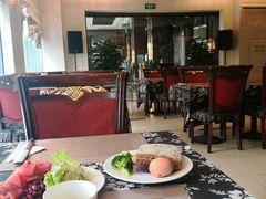 -嘉瑞酒店有限公司