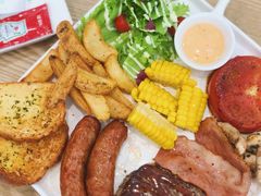 经典牛肉拼盘-龙治汉堡(中华城店)