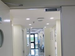 -美联众合动物医院·内科·皮肤科·外科(古城分院)