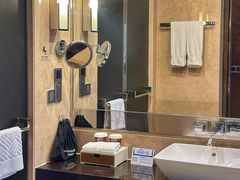 -广州天河希尔顿酒店