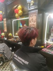 -海文先生国潮烫染男士理发馆