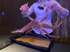 -蟹犇前•帝王蟹雪蟹(陆家嘴店)