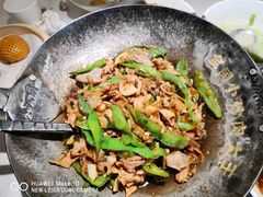 -费大厨辣椒炒肉(黄兴中心广场店)