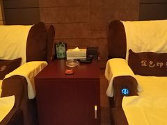 606包房-金色印象·4k影院式足体养生(龙腾路店)