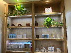 -苑苑vbeauty科技美容SPA