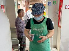-梁阿婆廿年老牌扣肉糯米饭