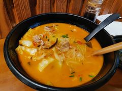 -渝和喵叔米线(南坪万达店)