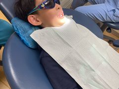 -瑞尔齿科(上海长风大悦城店)