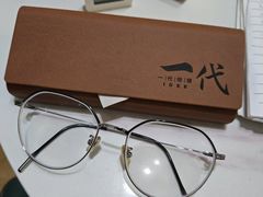 -一代眼镜·蔡司配镜(浦东大拇指广场店)