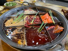 -正南齊北重庆老火锅(光华村直营店)