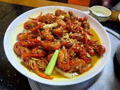 金牌蒜蓉龙虾皇-虾老大小龙虾烧烤(竞舟店)