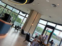 -星巴克臻选(深圳龙岗万科店)