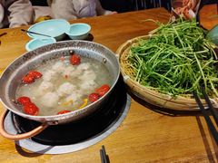 -吃饭皇帝大土家民族菜(正大广场店)