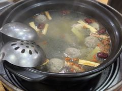 -濠轩阁特色生蚝火锅(水湾路店)