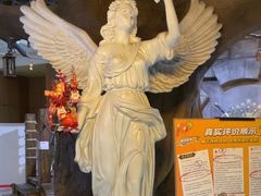 -暴风岛沉浸式体验馆(百联世纪店)