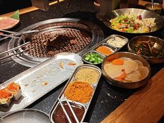 -韩烧牛中牛·甄选黑牛烤肉(黑金店)
