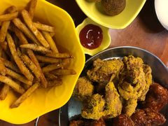 -BHC炸鸡(明洞总店)