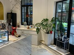 -Fridi Patisserie Cafe