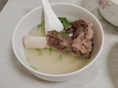 -周震馄饨
