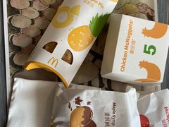 -麦当劳(假日广场店)
