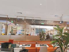 -金马门国际美食百汇(珞喻路店)