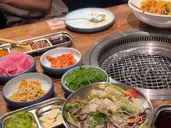 -明洞阿姨·韩式酱蟹烤肉·创意料理(三元桥店)