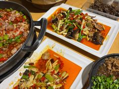 -兔行天下-鸿鹤鲜锅兔(中海国际店)