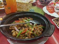 -方鼎食府