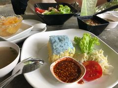 -蝶豆花蓝面条