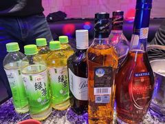 -乐翻天量贩式KTV(淞发路店)