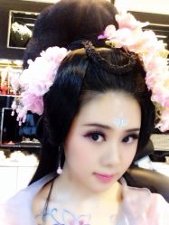 iphone_upload_pic-东古旅拍摄影•格格服汉服•租赁(故宫店)
