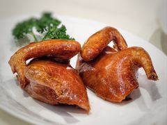 玻璃脆皮乳鸽-利苑酒家(金宝店)