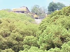 -灵岩山风景区