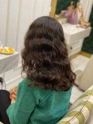 -悦Salon发型设计