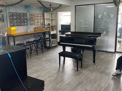 -梅纳·钢琴声乐架子鼓Mena Music(双井店)