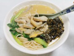 -明呈黄鱼面馆(斜土路店)