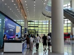 -上海跨国采购会展中心