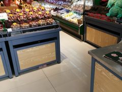 面包甜点陈列柜-绿叶水果(长沙恒大绿洲店)