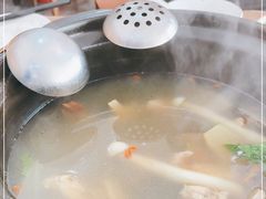 -濠轩阁特色生蚝火锅(水湾路店)