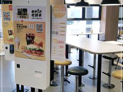 -麦当劳(电白服务区店)